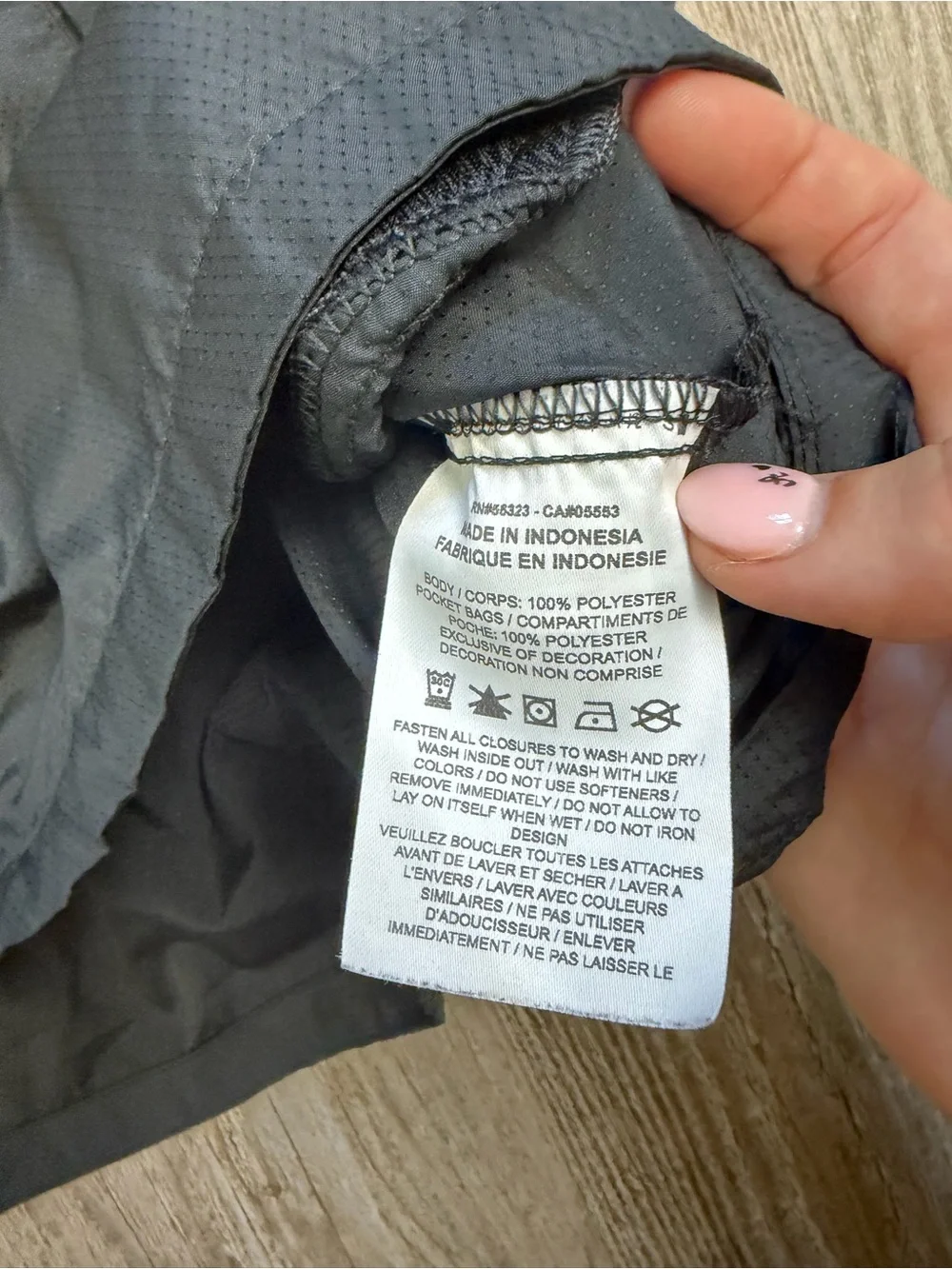 Nike Women’s Team Miler Repel Running Jacket (Standard Fit), size Med like NEW